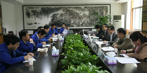 重裝集團(tuán)總經(jīng)理李德鎖到西安煤機檢查黨風(fēng)廉政建設(shè)工作